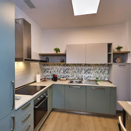 La Terra Di Mezzo 아파트호텔